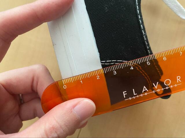 【WORKMAN　キャンバススニーカー】ソールの厚みは約2.4cm。Wクッション仕様でクッション性も◎！