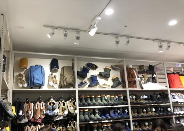 【#ワークマン女子】店内の陳列もおしゃれ