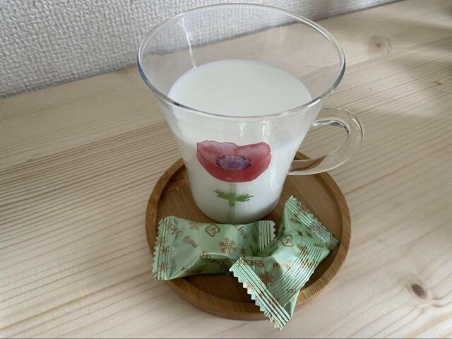 【GLOW 2022年3月号増刊 miffy お顔コースター 2個セット】お菓子も置けるから来客時にも役立ちそう