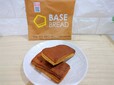 【BASE BREAD シナモン】たんぱく質13.8g、食物繊維3.7g、鉄2.0mg、ビタミンC21mg摂れる