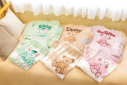 ダッフィー ジェラートピケ ルームウェア ブルーカラフルハピネス ジェラート ピケ」プロデュース！東京ディズニーシー“ダッフィー