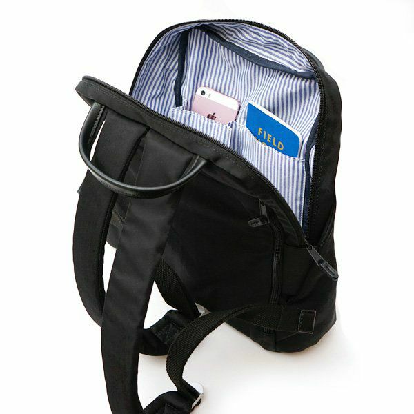 【mozのバッグ売上ランキング 9位】「小さめのフォルムながらB5サイズがぴったり入り!ハンドルミニリュックサック」8,690円(税込)