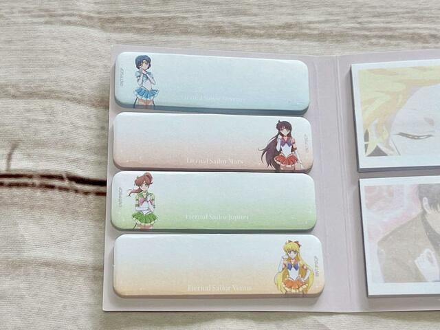 セーラー4戦士はスティック型のふせんに♡【3COINS×セーラームーン】ふせん／330円（税込）