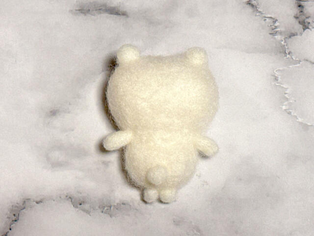 手足と尻尾がつき、本体は完成！次は難易度が高いお顔作り！