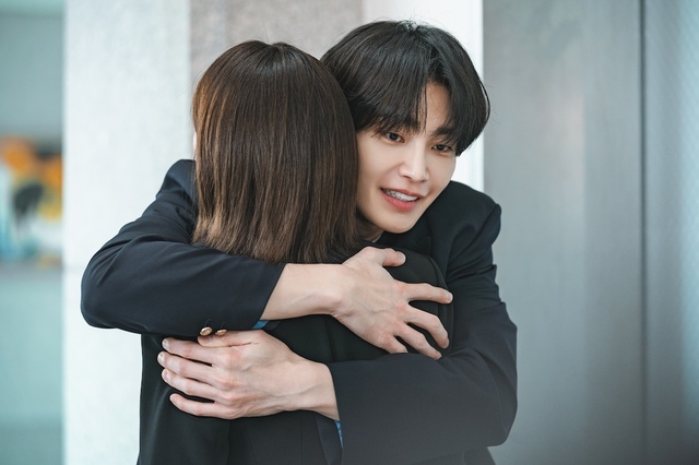 『アイドルアイ』 ABEMAで2026年3月31日まで全話無料配信中 