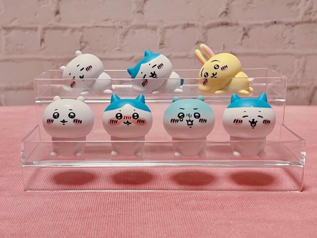 【ちいかわ：インテリアミニフィギュア3】ディスプレイスタンドに並べて飾ってみました