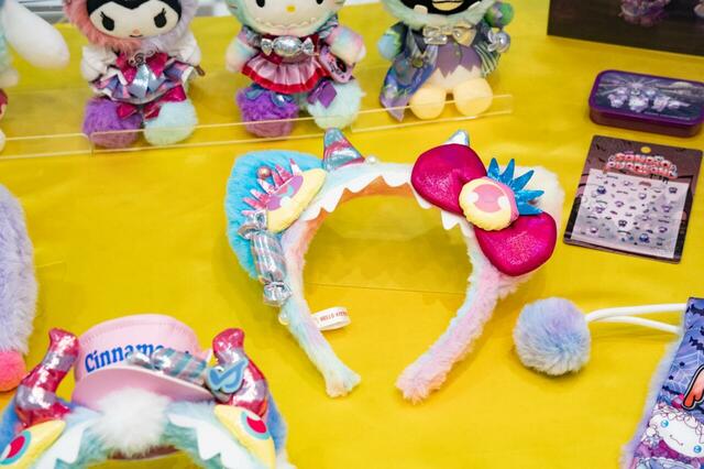 PUROMONSTERSCRAMBLE カチューシャ(ハローキティ)3,850円(税込)