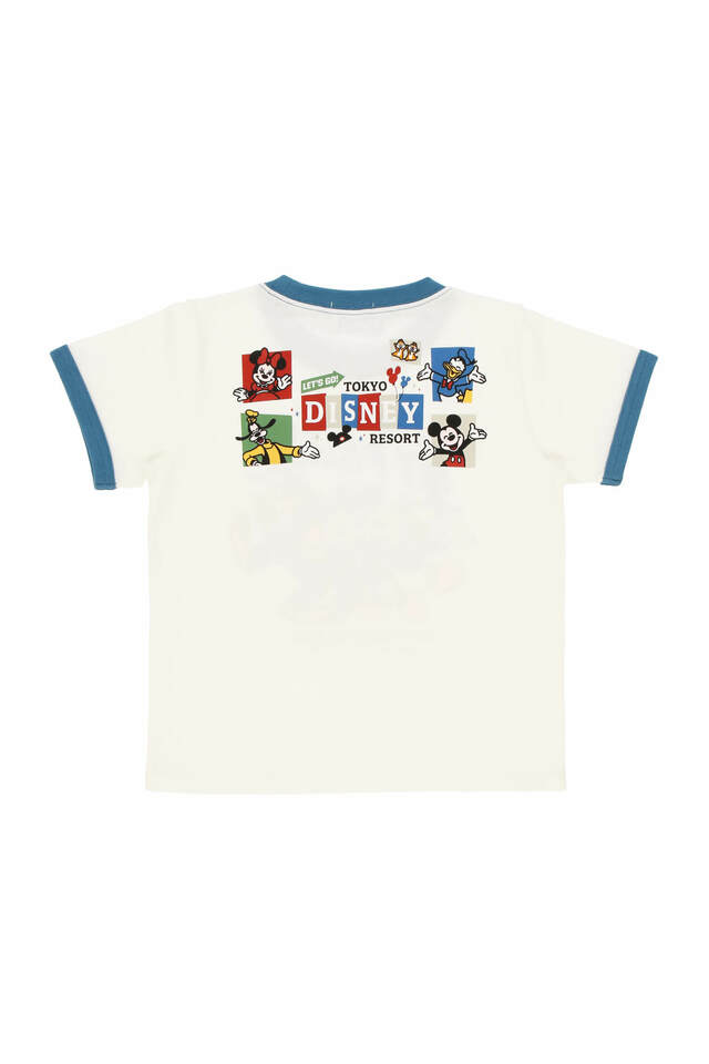 Tシャツ 100・120 2,300円、140 2,600円｜東京ディズニーリゾート 満面のスマイルのミッキーたちがデザインされたグッズ｜販売店舗：東京ディズニーランド「グランドエンポーリアム」、東京ディズニーシー「フィガロズ・クロージアー」｜発売日：2024年4月25日（木）