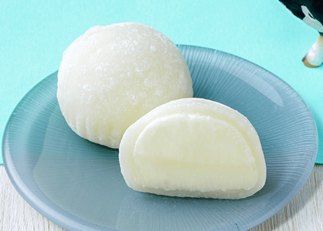 「Uchi Café×Milk　ミルクプリン大福」＜225円(税込)＞【ローソン×生クリーム専門店「ミルク」】