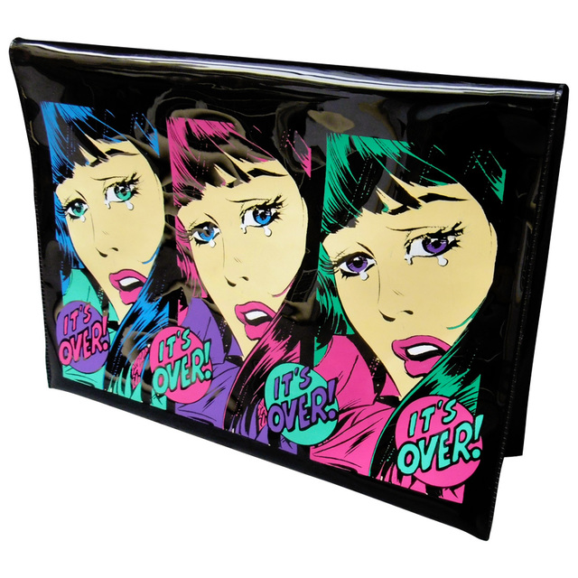 エナメルクラッチバッグ（ロマンチックアドベンチャー）￥2,000+税　©MARVEL