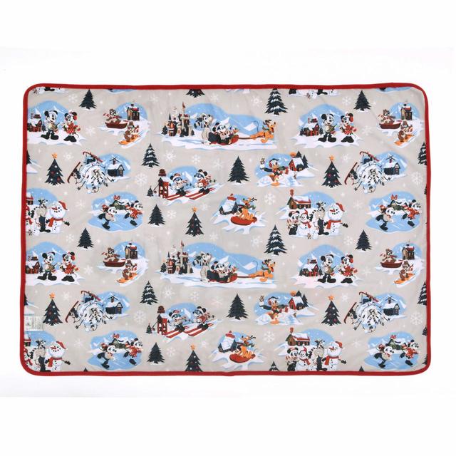 ミッキー&フレンズ ブランケット リバーシブル Disney Christmas 2021/3,300円