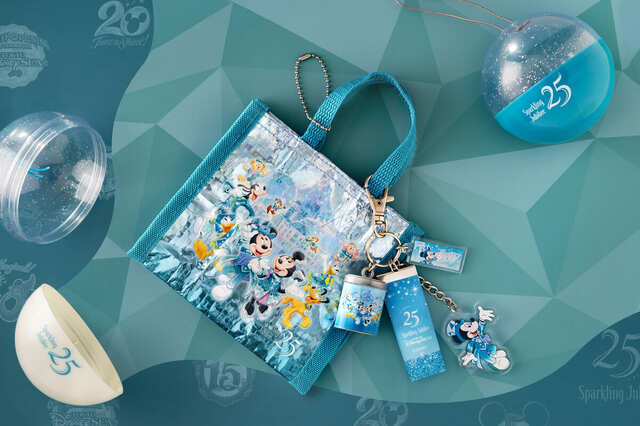 「東京ディズニーシー25周年“スパークリング・ジュビリー”」カプセルトイ ミニショッピングバッグに合わせるとすてき