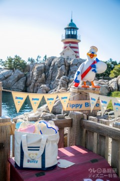 ハリケーンポイント灯台とポストマンのティッピーブルー