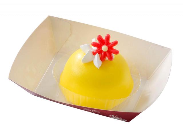 「ディズニー・イースター」レモン＆ハニームースケーキ、スーベニアプレート付き 900円｜東京ディズニーランド「スウィートハート・カフェ」