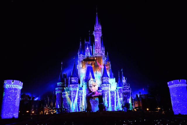 東京ディズニーランド「ワンス・アポン・ア・タイム～スペシャルウィンターエディション～」映画『アナと雪の女王』シーン全公開! ©Disney 35