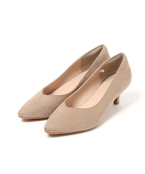 【グローバルワークの靴売上ランキング 3位】「らくっション撥水ヒールパンプス」4,950円（税込）