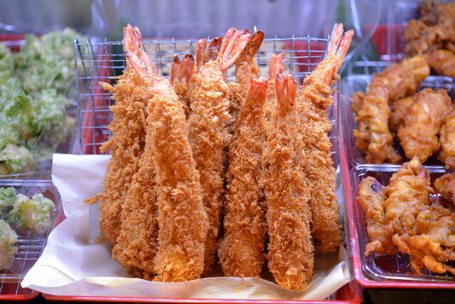 【角上魚類の惣菜売上ランキング 5位】「ジャンボえびフライ　1尾」400円（税込）
