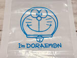 A柄は、ブルーカラーのドラえもんの大きなお顔デザイン！