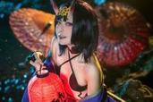 その角、どうなってんの!?『Fate/Grand Order』酒呑童子の幻惑的な美しさを表現したコスプレ