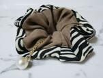 【ファッションセンターしまむら ヘアアクセサリー】ゼブラガラシュシュ 中茶