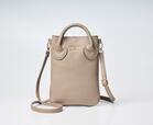 『YOUNG & OLSEN The DRYGOODS STORE スマホショルダーBAG BOOK TAUPE ver.』 2,739円(税込)