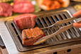 最高の焼加減で提供される“厚切り肉”