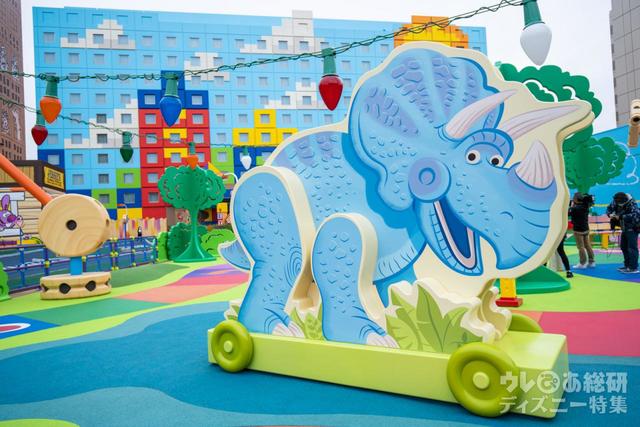 東京ディズニーリゾート・トイ・ストーリーホテル「スリンキー・ドッグパーク」