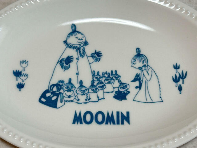 ホワイト×ネイビーの配色が北欧らしい雰囲気でおしゃれ…！