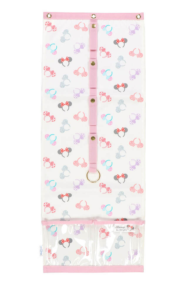 ウォールポケット 3,500円｜サイズ：縦約75×横約30cm｜東京ディズニーリゾート くすみパステルのカチューシャ柄グッズ｜販売店舗：東京ディズニーランド「ビレッジショップス」、東京ディズニーシー「エンポーリオ」｜発売日：2023年7月6日（木）