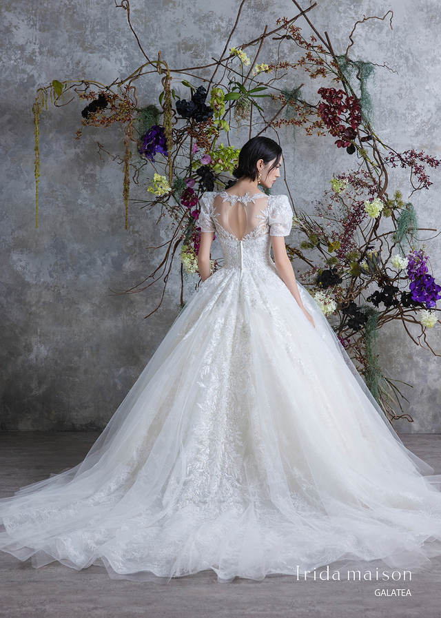 クラウディア|「Irida maison(イリーダメゾン)」新作ウェディングドレス|IM-0049_Offwhite