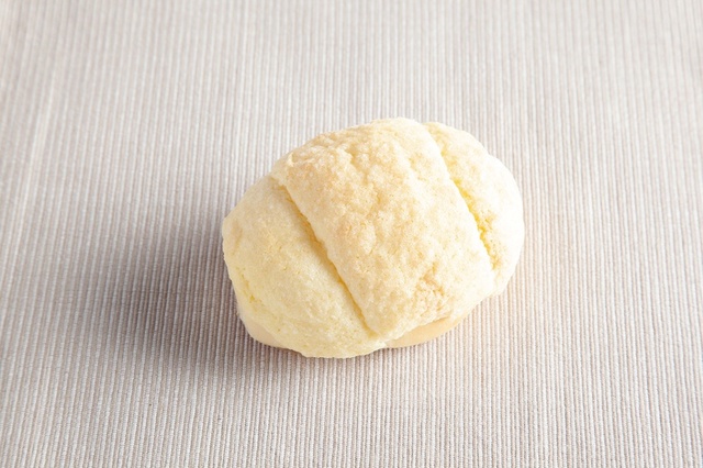 塩バターメロンパン