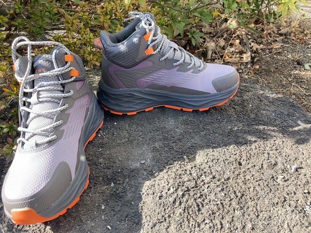 【ワークマン　トレックシューズアジム】2時間歩いて確信。地面からの衝撃をしっかり吸収してくれるため、街歩きなど長時間の移動にも最適です！