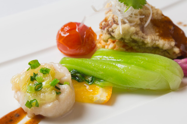 帆立貝の葱生姜蒸し カツオの唐揚げ 花椒ソース