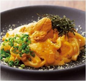 うにのカルボナーラきしめん