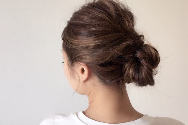 「くるりんぱ×メッシーバン」にすると、より上品な感じに仕上がりに