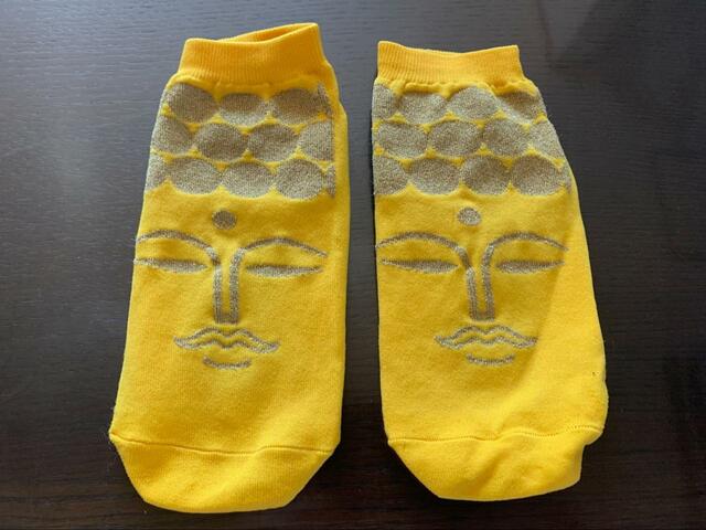 ダイソーのすべり止め液を使って検証：靴下