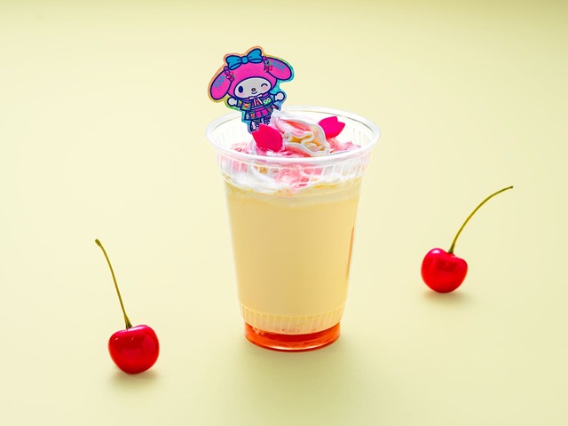 マイメロディをモチーフにした「桜吹雪のなめらか杏仁ドリンク」
