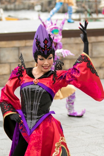 「ザ・ヴィランズ・ワールド」 メディテレーニアン・ハーバー ダンサー 撮影 / YOSHI