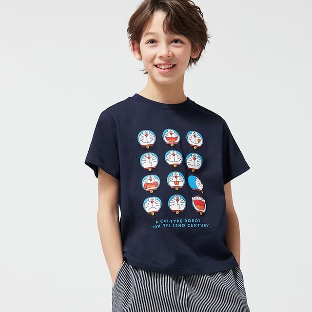 KIDS(男女兼用)グラフィックT(半袖) DORAEMON ¥990