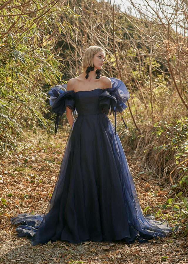 クラウディア｜「K.RANNE-クランネ-」新作ウェディングドレス｜KNE0041_Navy