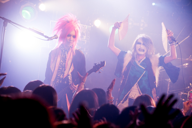 Jin-Machine・ブッシュドノエル・水月・アリッサ(B)/あっつtheデストロイ(Vo)