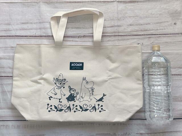 2リットルのペットボトルを並べてみました