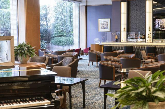 「ロビーラウンジ『フォンテーヌ』」＜お一人様6,325円＞【チョコミントアフタヌーンティー】