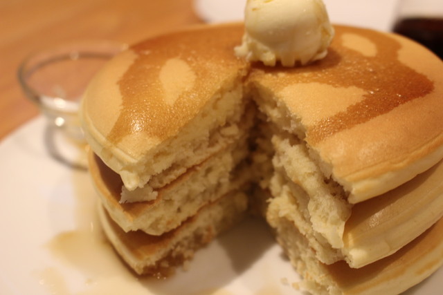 Pancake Ristorante（パンケーキ リストランテ）　「ローストビーフ オリジナルソース添え」パンケーキ