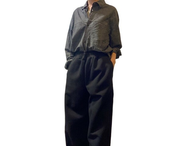 【ユニクロC スウェットワイドパンツ】大きめのシャツを合わせてカジュアルに♪