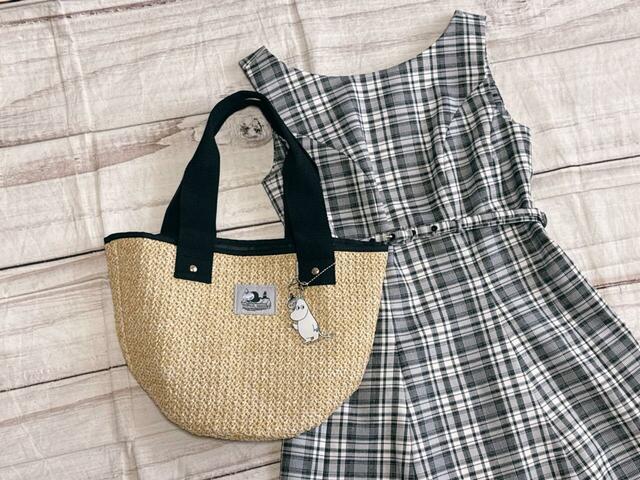 モノトーンチェックのミニドレスに合わせてみました