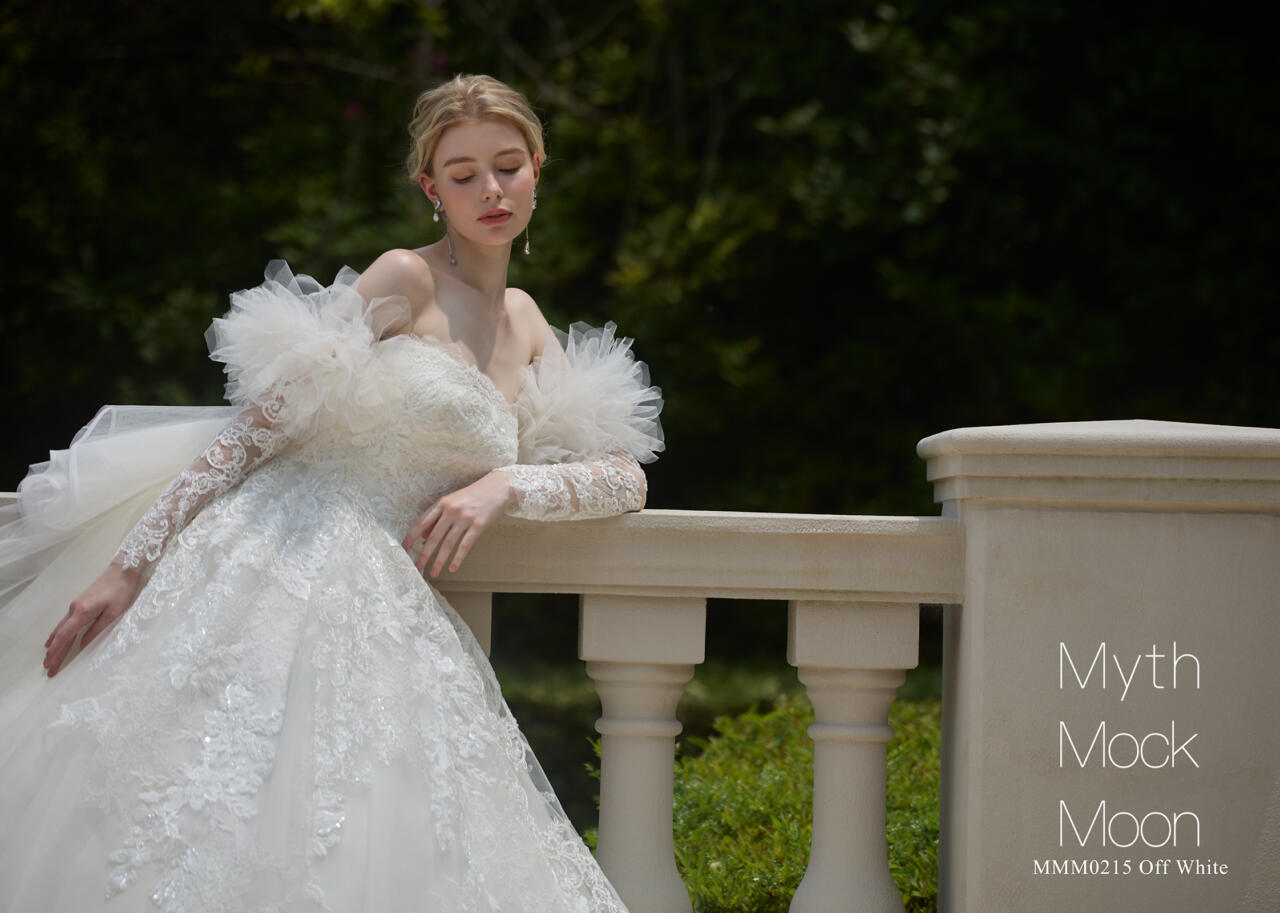 可憐な大人美、満開♪「唯一無二のヒロインドレス」人気3ブランドの