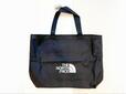【THE NORTH FACE ザショッパーバッグ】男女兼用で使えるシンプルデザイン。裏は黒一色です