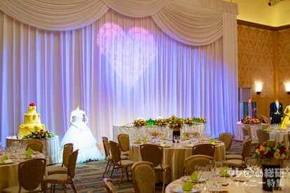 ディズニー結婚式 会場コーディネート ドレス ブーケ リング ディズニー フェアリーテイル ウェディング ディズニーアンバサダーホテルのメニューを一挙紹介 写真173枚 1 4 ディズニー特集 ウレぴあ総研