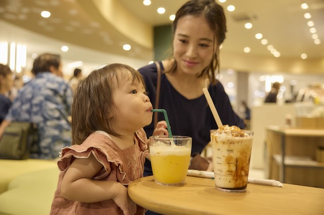 【スターバックス コーヒー 越谷イオンレイクタウン mori 3階店】子どもと一緒に親も満たされるスタバ体験♪